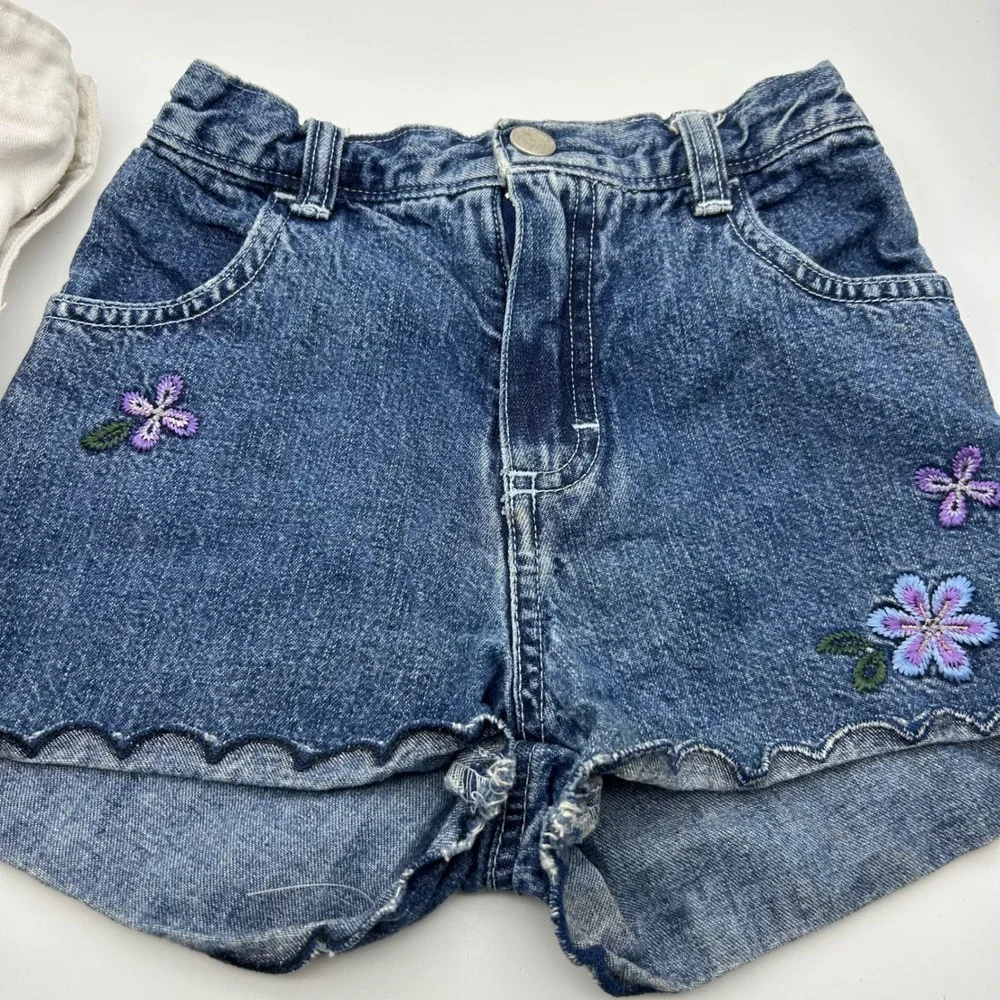 OshKosh Bgosh Vintage 4T Denim Shorts Set White Star Blue Floral Embroidered 90s